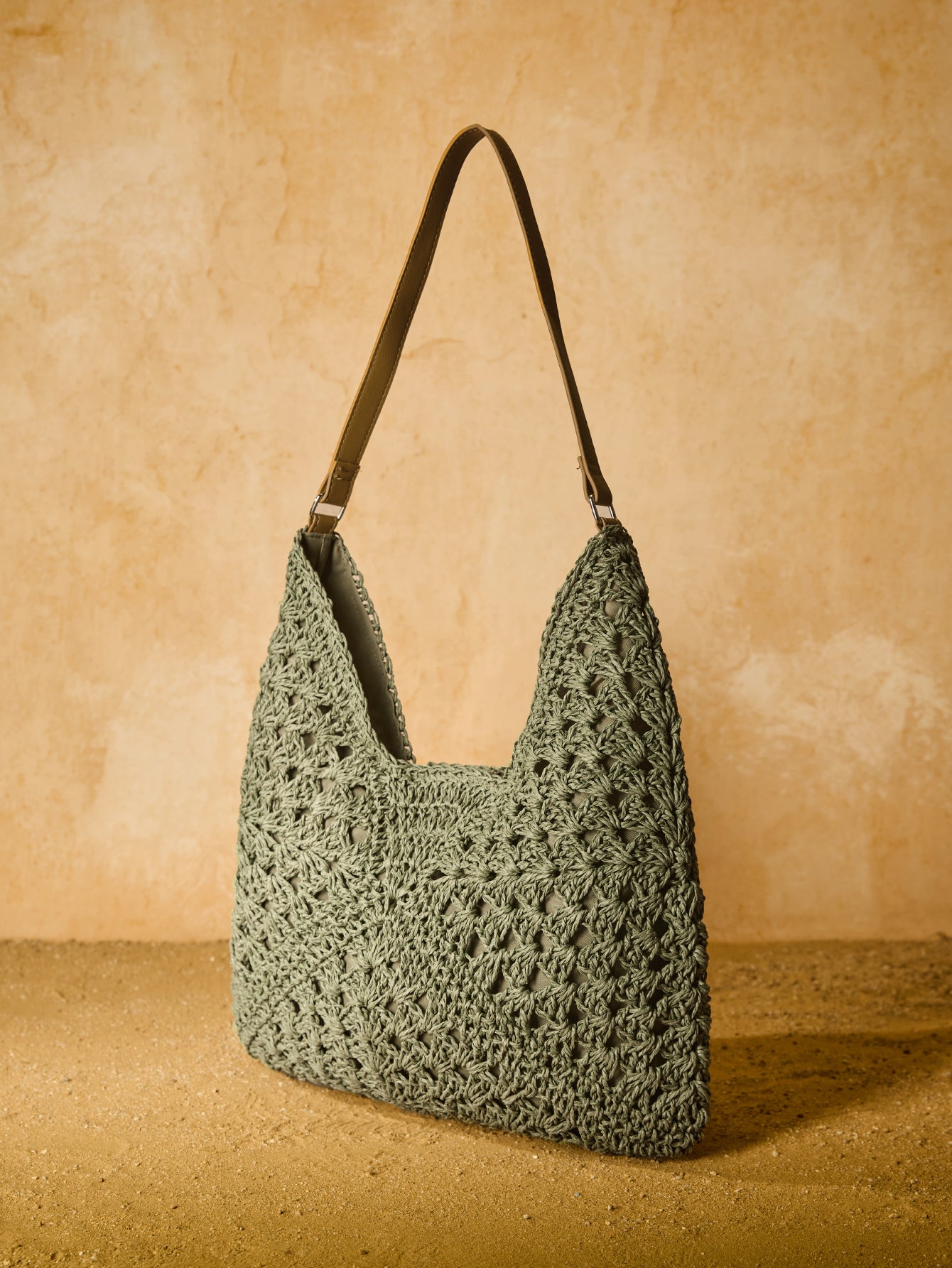 Tropiscape Women's Hand-Woven Grandmother Check Contrasting Large Capacity Tote Bag, Beach Necessities, Beach Essentials,Beach Stuff & Summer Essentials