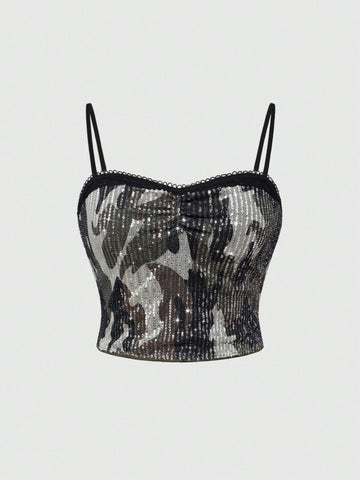 Women's camouflage print crop cami top with contrast sequin and lace splicing, spaghetti straps, zipper back, and matching arm sleeves.