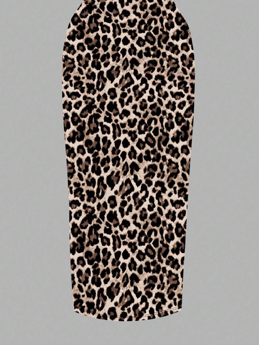 Women's minimalist floral daisy print bodycon cami dress with spaghetti straps, backless cut, high waist, and split thigh slit.