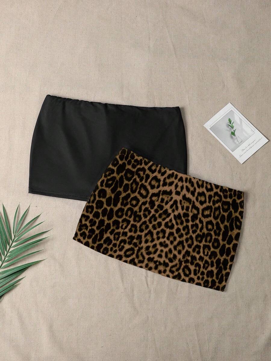 Women's low waist bodycon mini skirt 2-piece set in a casual Y2K style crafted from knitted fabric