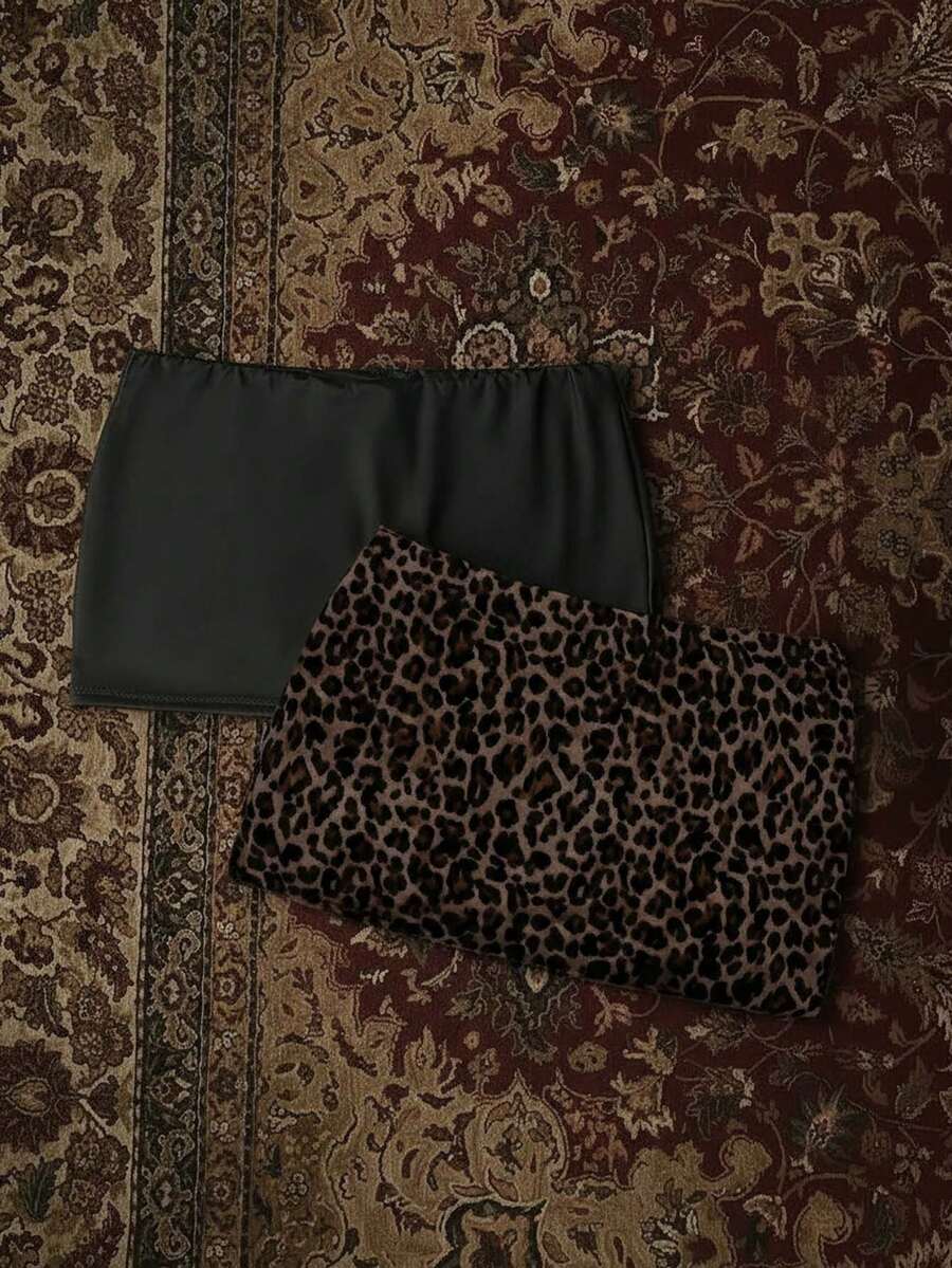 Multicolor leopard print low waist mini skirt for women with fringe and split details in knitted fabric