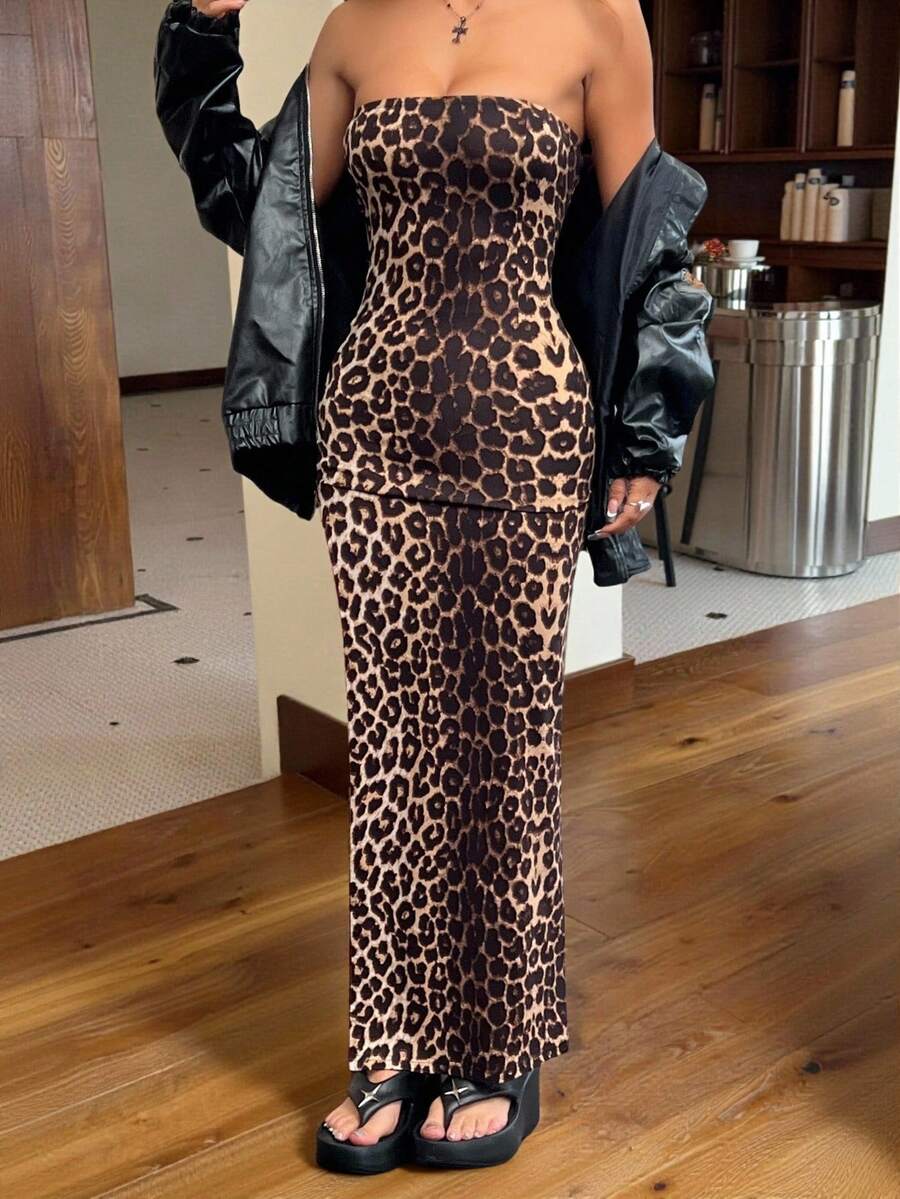 Women's leopard print strapless bandeau maxi dress featuring a split thigh slit and backless bodycon fit.