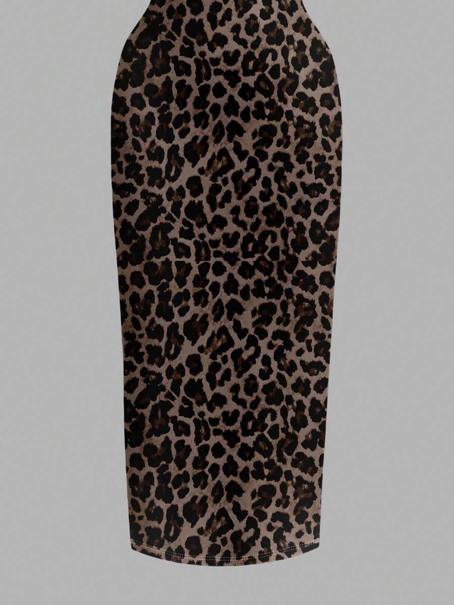 Women's minimalist floral daisy print bodycon cami dress with spaghetti straps, backless cut, high waist, and split thigh slit.