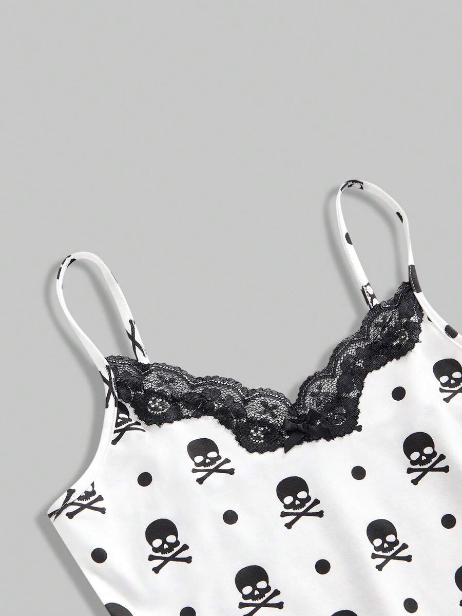 Three-piece women's camisole set featuring a retro music note and piano keyboard print, delicate contrast lace trim, front bow accent, and slim fit spaghetti straps.