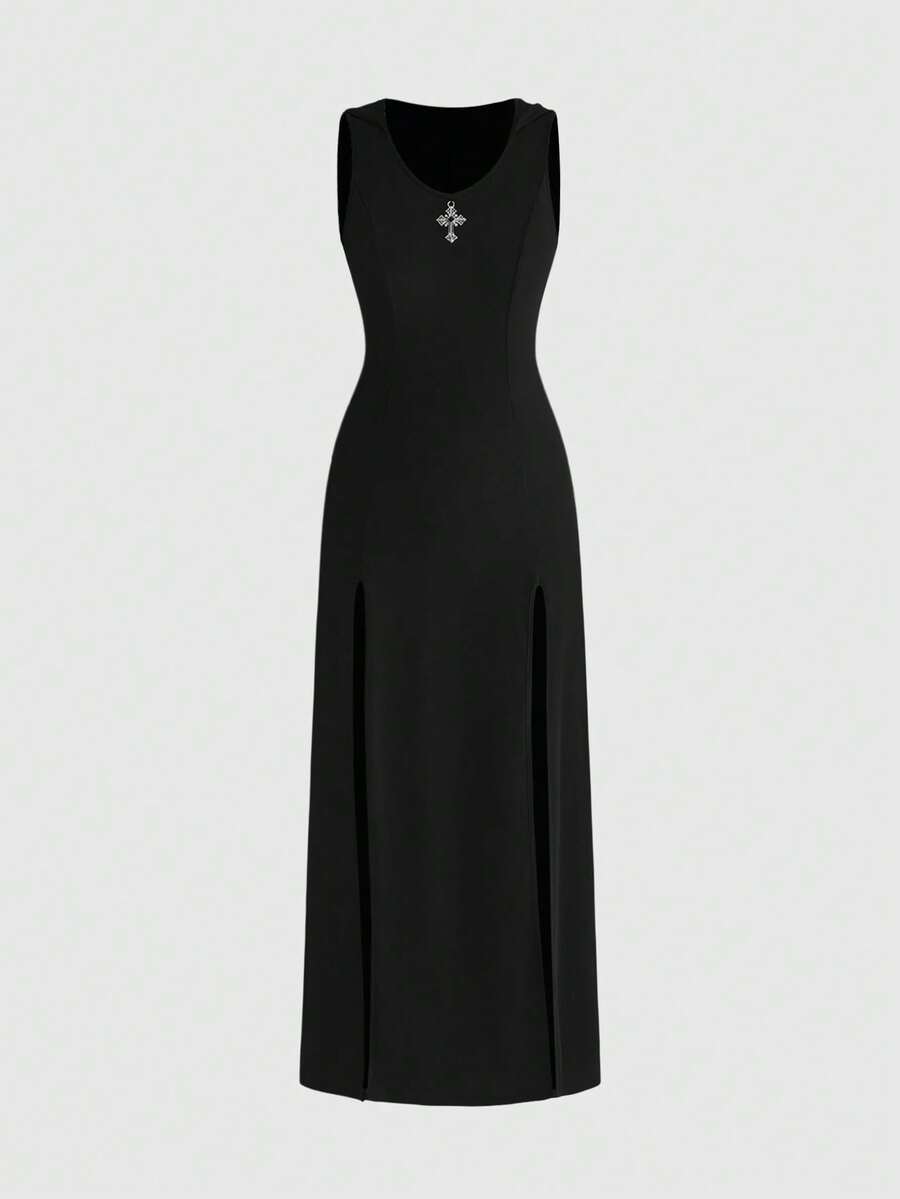 Women's black sleeveless gothic long dress featuring a collar neckline, split thigh hem, and slim fit knitted fabric.