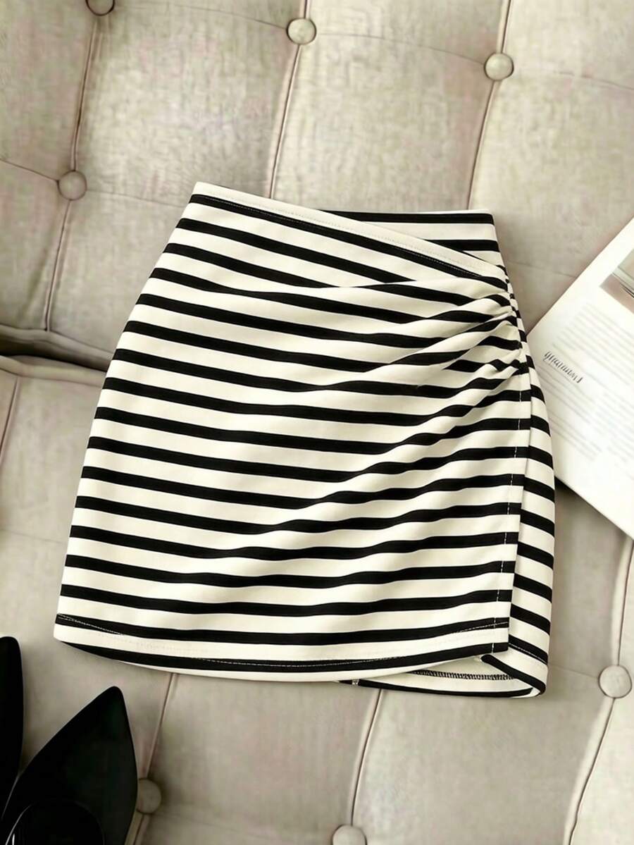 Women's short guipure lace skirt with lettuce trim and skinny mid-waist fit.