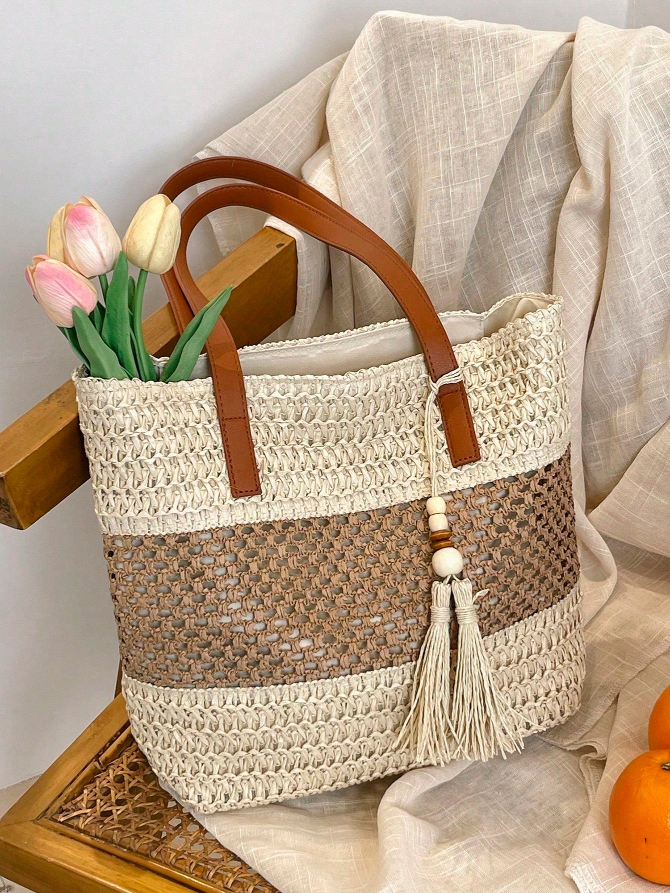 1pc New Holiday Tassel Pendant Bicolor Woven Beach Tote Bag, Casual Shoulder Handbag For Beach Trip
