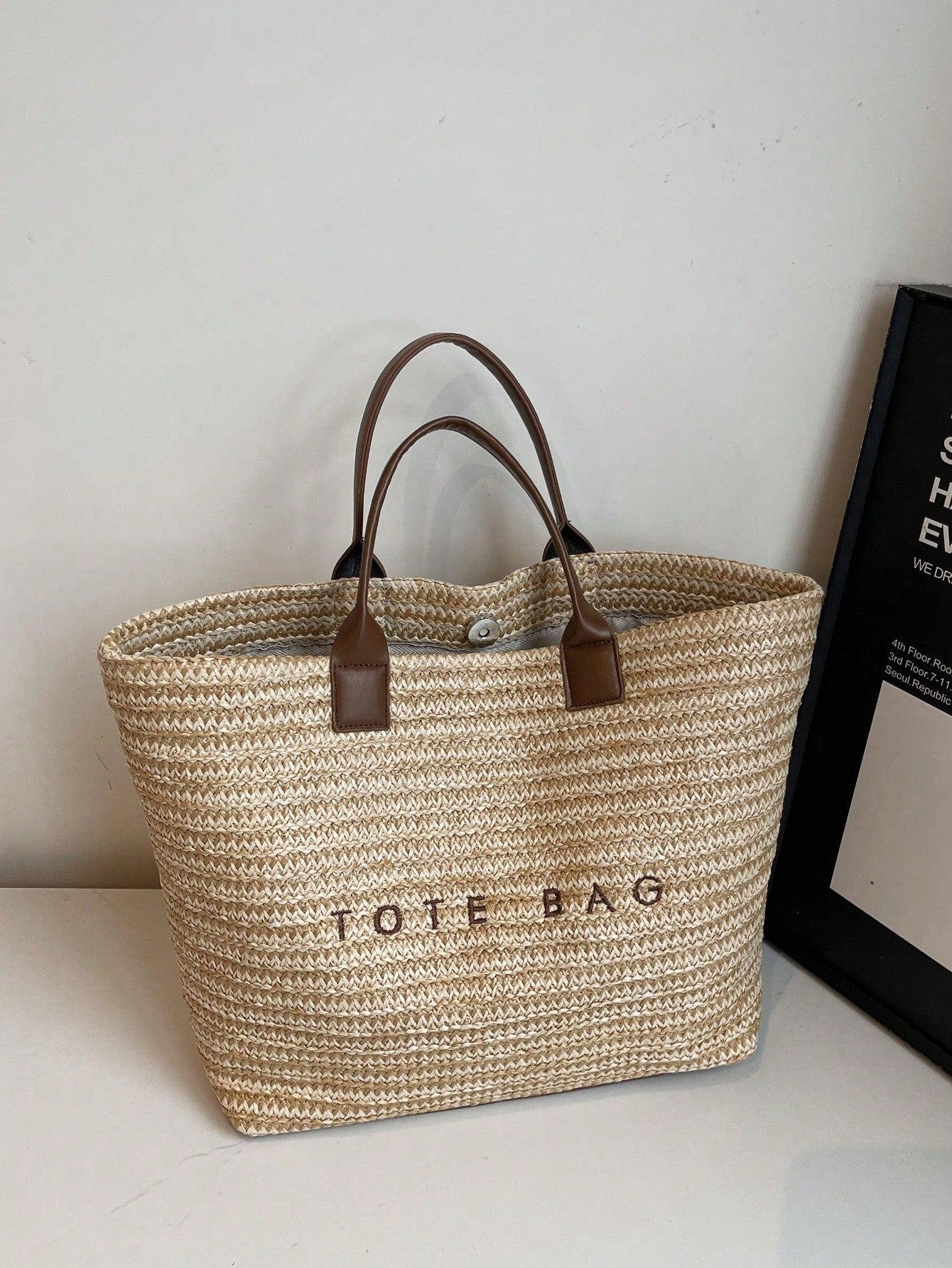 New Large Capacity Letter Decor Woven Straw Tote Bag, Multi-Functional Commute Casual Vacation Woven Straw Handbag Suitable For Commuting, Shopping, Beach Vacation, Office, Holidays