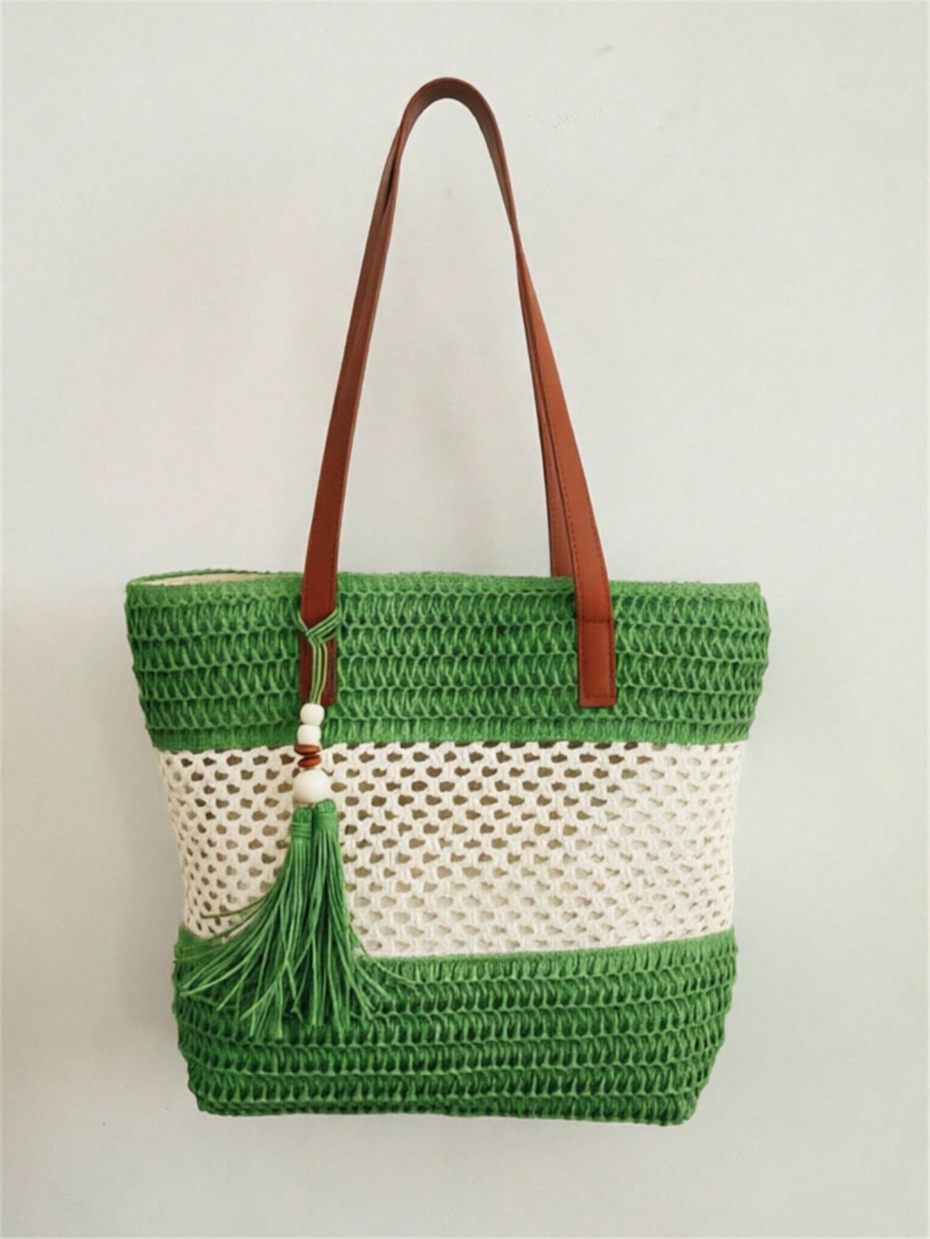 1pc New Holiday Tassel Pendant Bicolor Woven Beach Tote Bag, Casual Shoulder Handbag For Beach Trip
