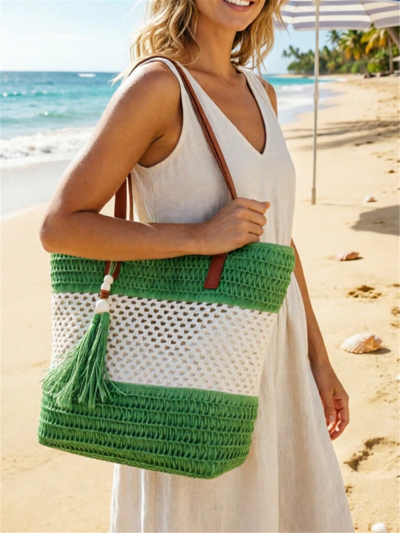 1pc New Holiday Tassel Pendant Bicolor Woven Beach Tote Bag, Casual Shoulder Handbag For Beach Trip