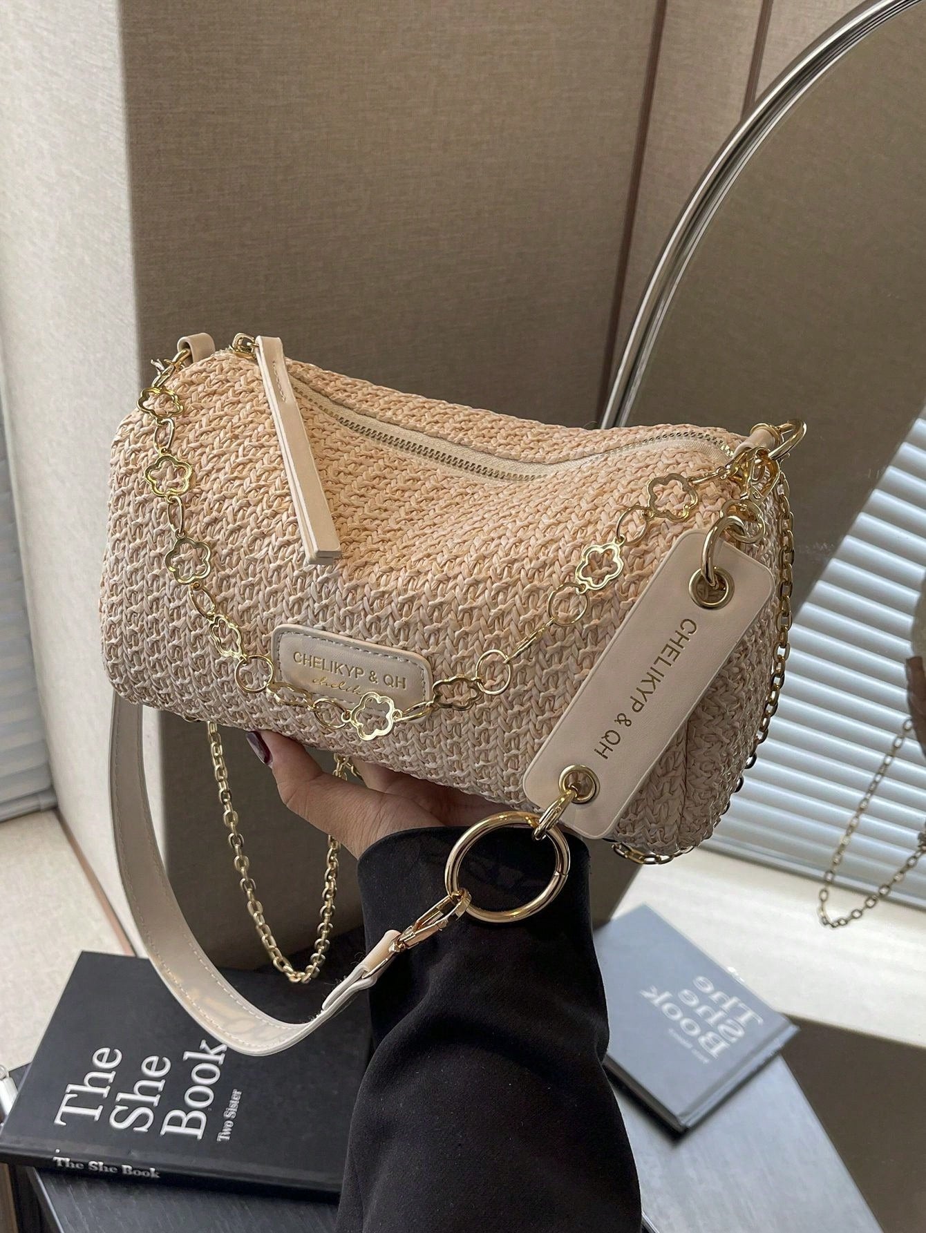 New Spring/Summer Contrast Striped Woven Straw Shoulder Bag, Fashion Letter Decor Women's