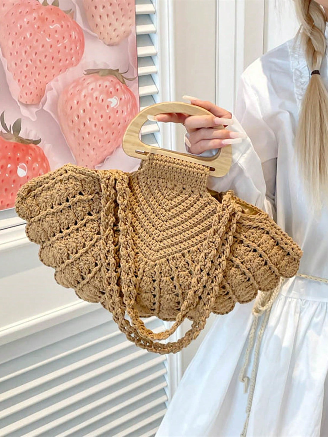 Vintage Women's Large Capacity Crocheted Wooden Handle Woven Bag, Niche Lace Design Magnetic Closure, Casual Minimalist Shoulder Tote Suitable For Beach, Vacation, Summer