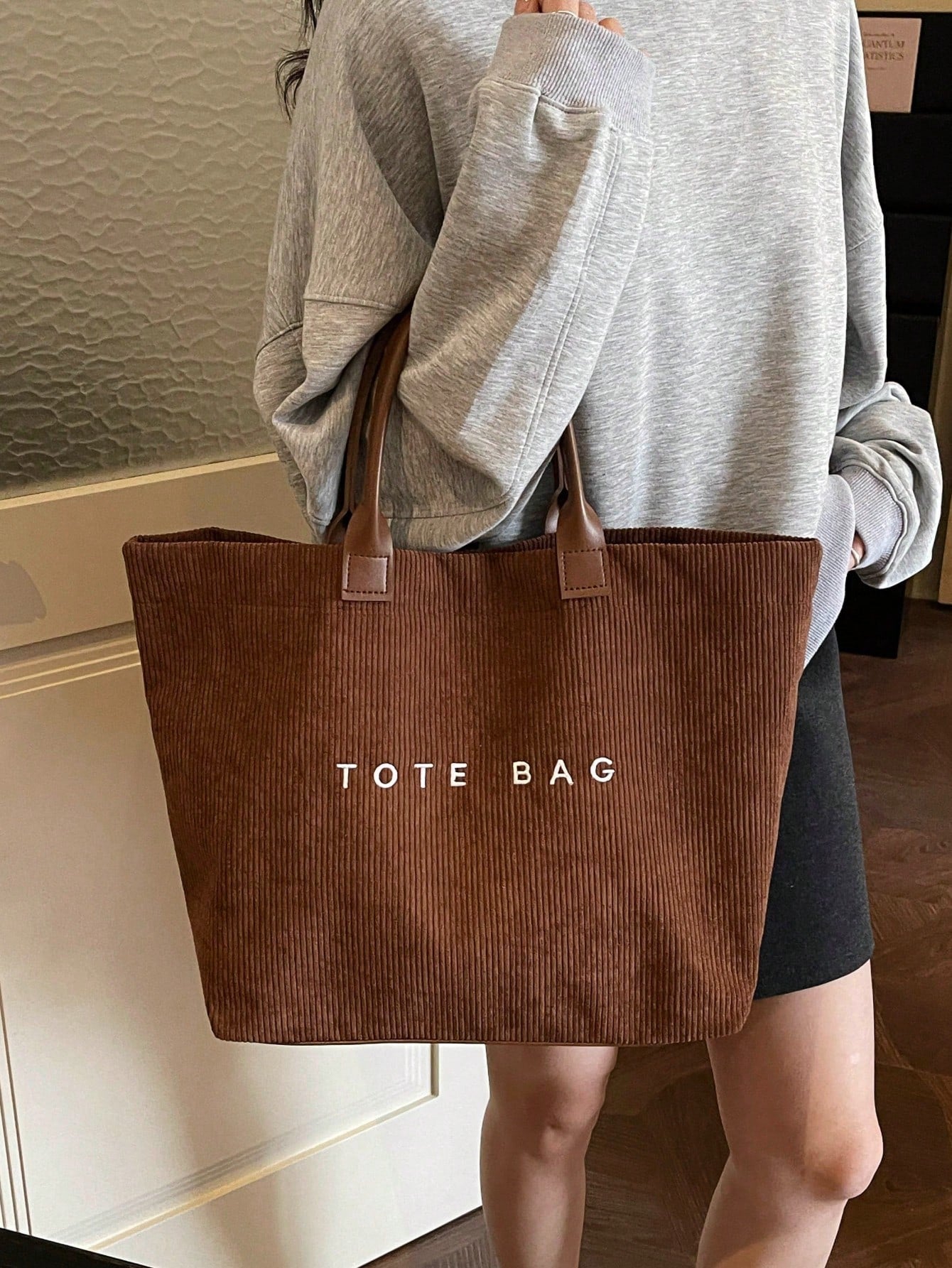 New Large Capacity Letter Decor Woven Straw Tote Bag, Multi-Functional Commute Casual Vacation Woven Straw Handbag Suitable For Commuting, Shopping, Beach Vacation, Office, Holidays