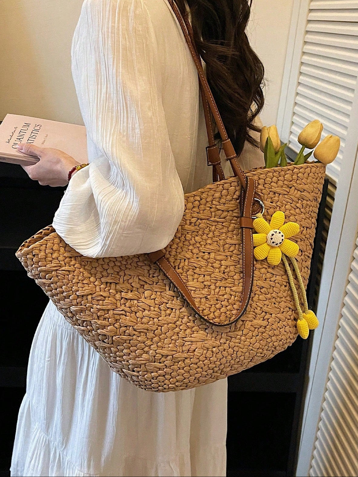 1pc Large Capacity Beach Vacation Tote Bag With Pendant, Casual Holiday Style Shoulder Bag