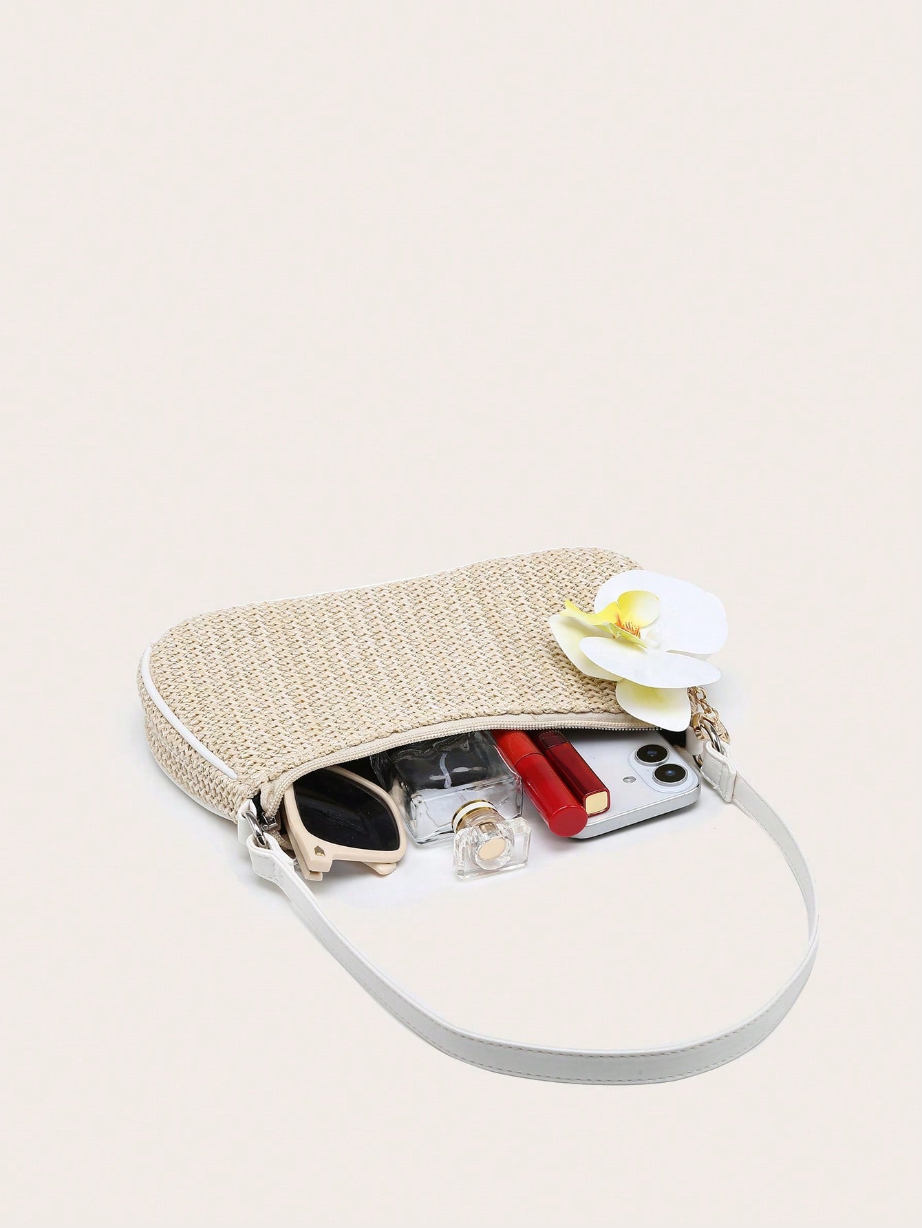 Women's Underarm Shoulder Bag, Square Bag, PU Rope Flower Pendant, Large Capacity, Lightweight, Casual Fashionable Beach Vacation Style, Suitable For Shopping And Vacation , Beach Bag, Holiday, Straw Bag
