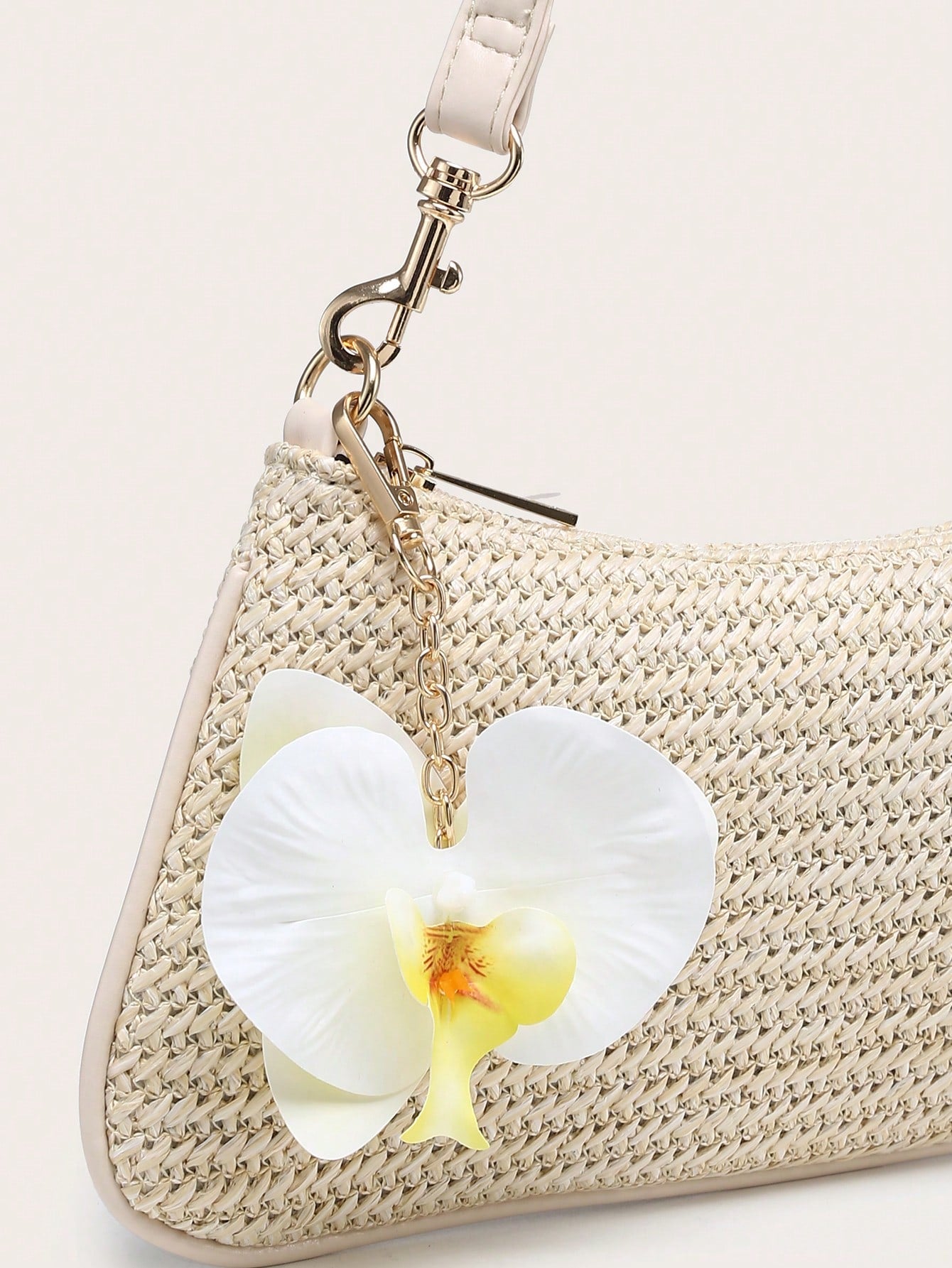 Women's Underarm Shoulder Bag, Square Bag, PU Rope Flower Pendant, Large Capacity, Lightweight, Casual Fashionable Beach Vacation Style, Suitable For Shopping And Vacation , Beach Bag, Holiday, Straw Bag